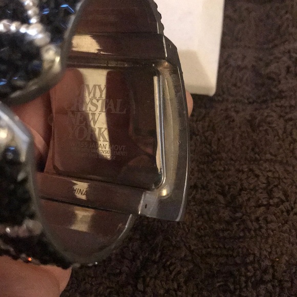 Stunning black and white watch - Picture 4 of 5